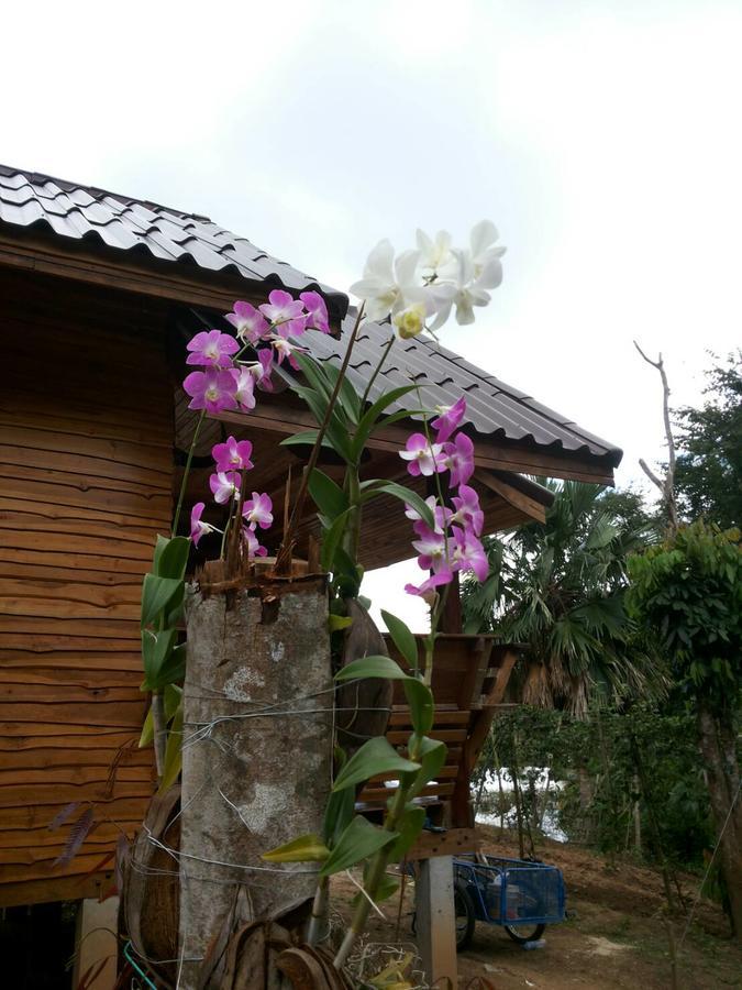 Hotel Baan Kaset Bandit à Khao Kho Extérieur photo